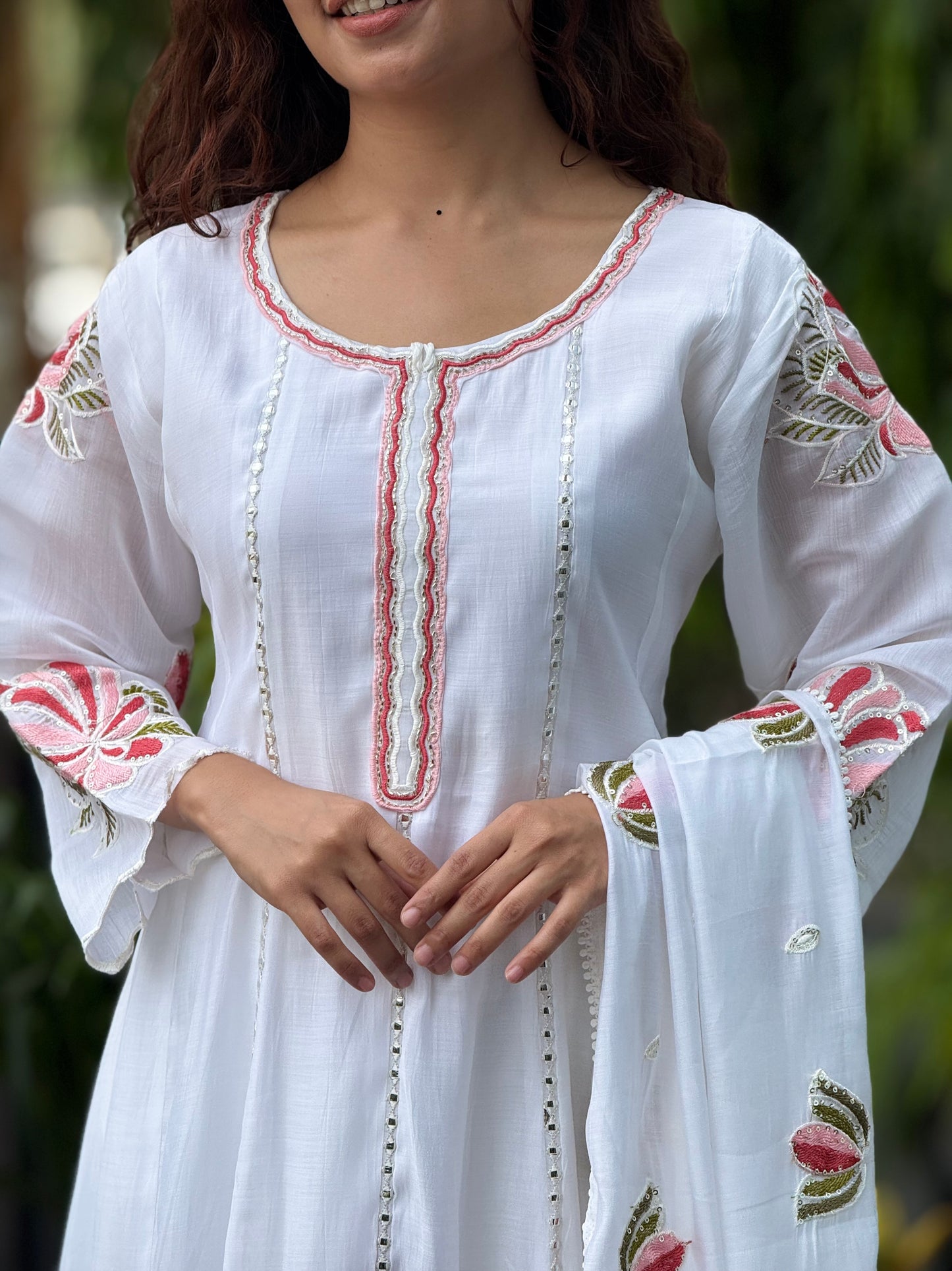 White 2 piece partywear suit set