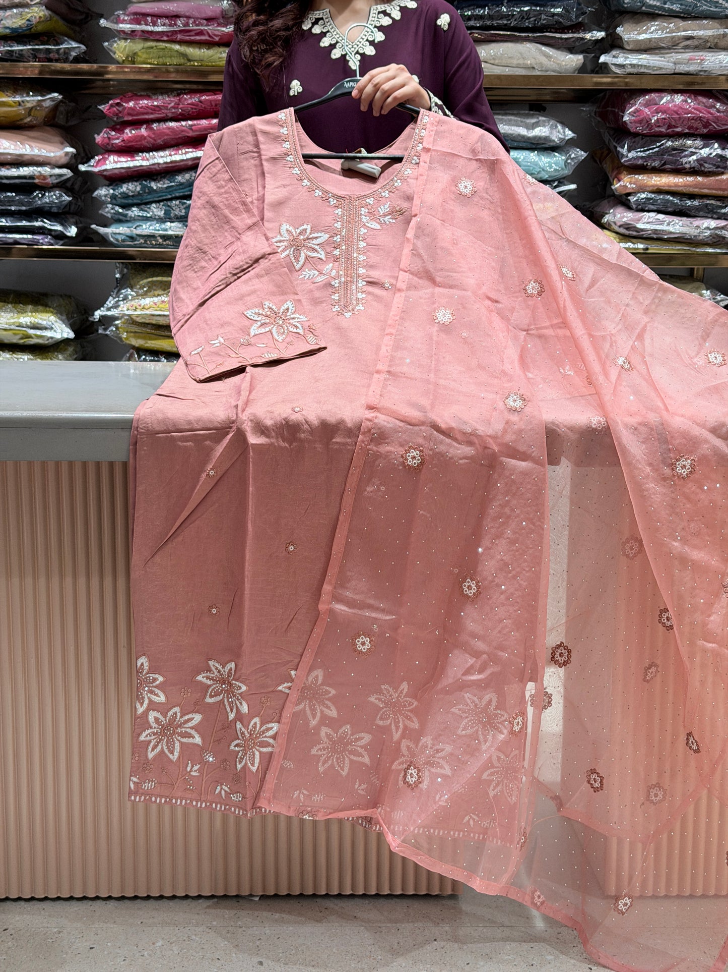 Party wear suit
