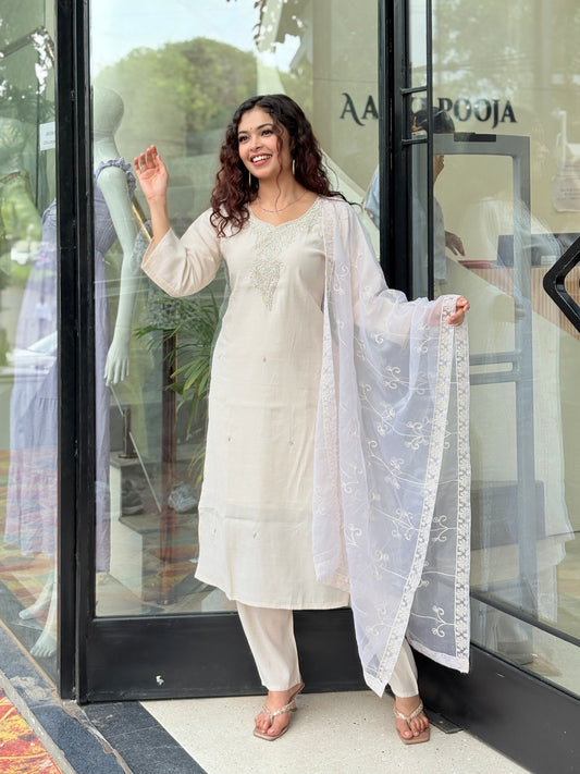 Iyory Kurta Pant Set with Dupatta