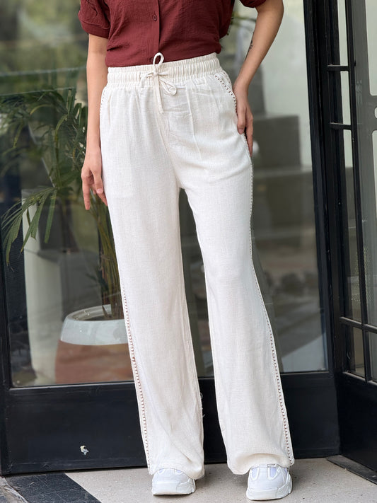 Linen pants with embroidery