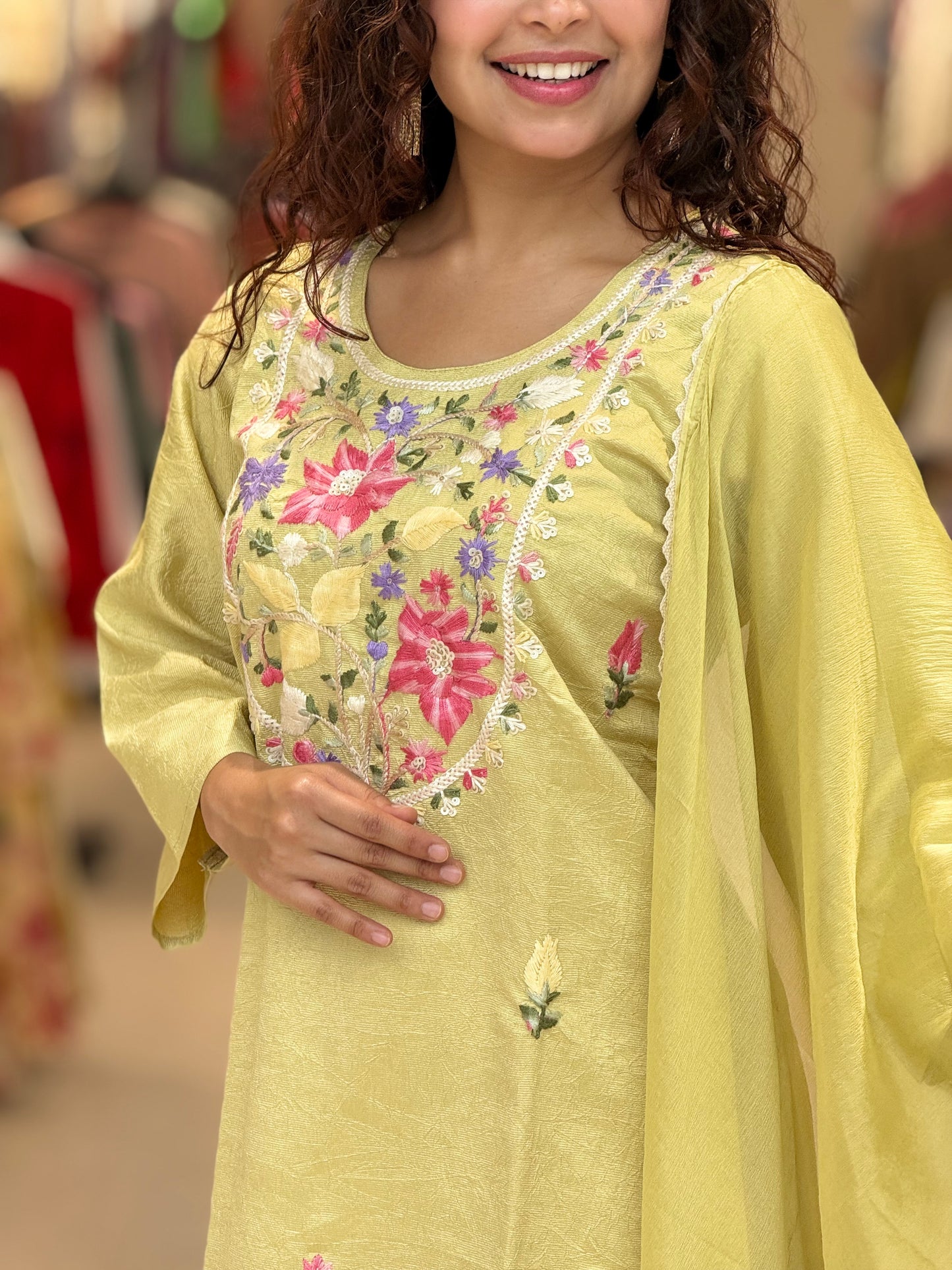 Thread embroidered 3 piece partywear suit set
