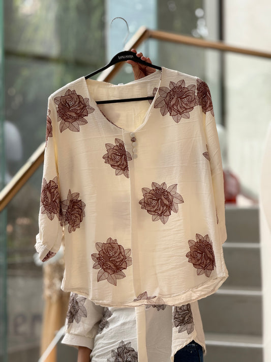 Floral button detail top