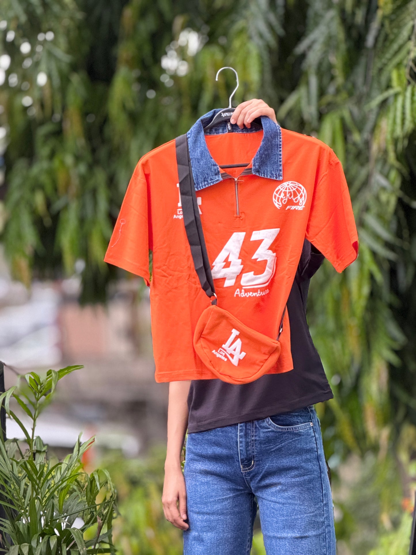 polo T-shirt with side bag