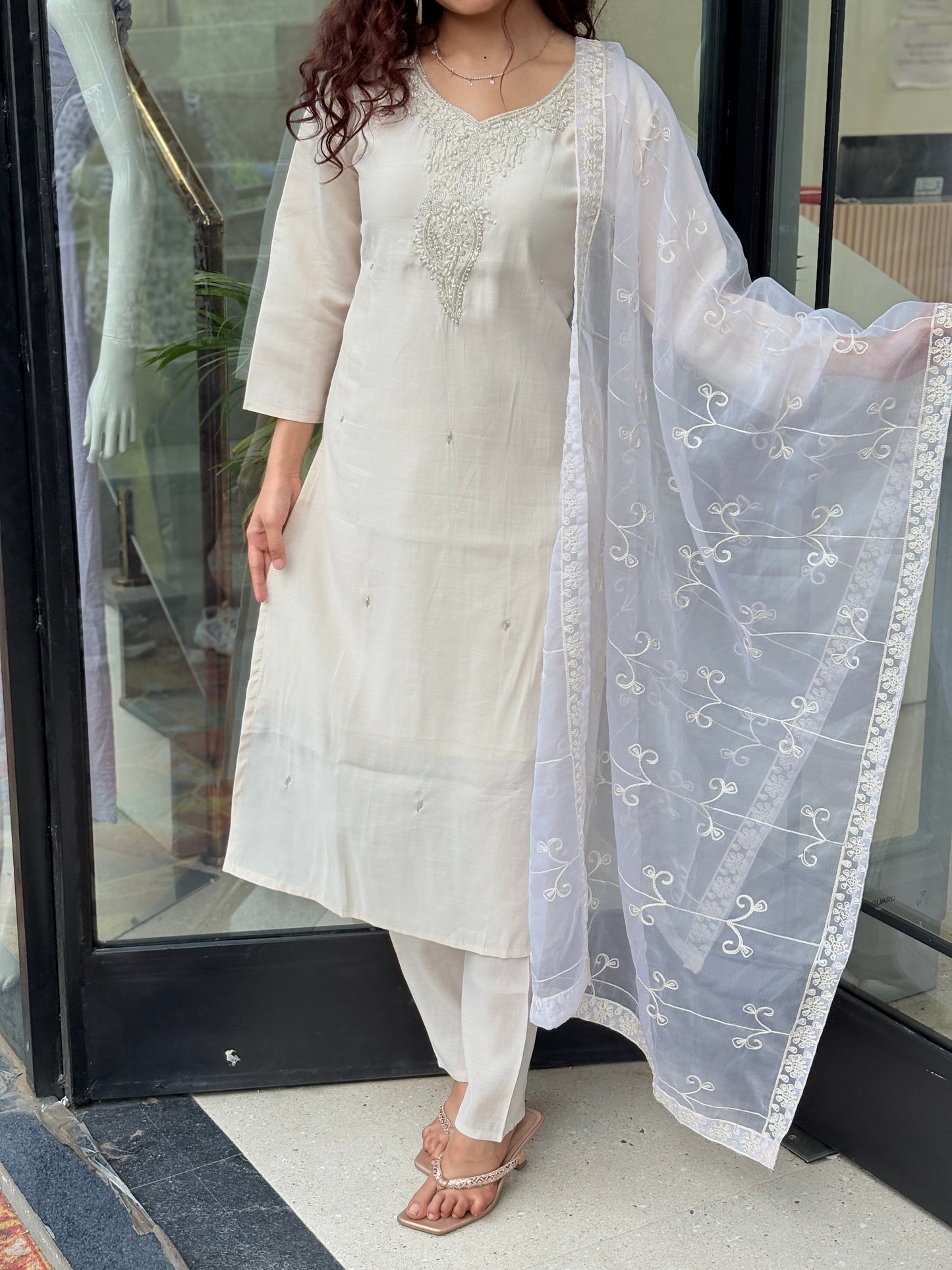 Iyory Kurta Pant Set with Dupatta