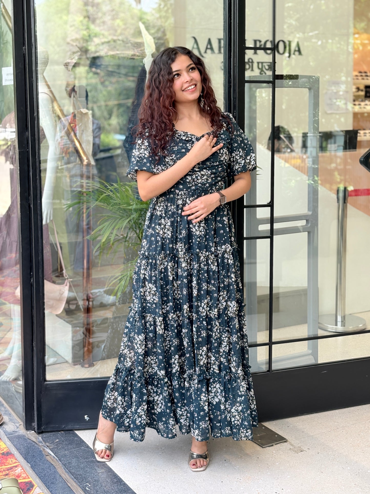 Elegant Floral Flowy Maxi Dress