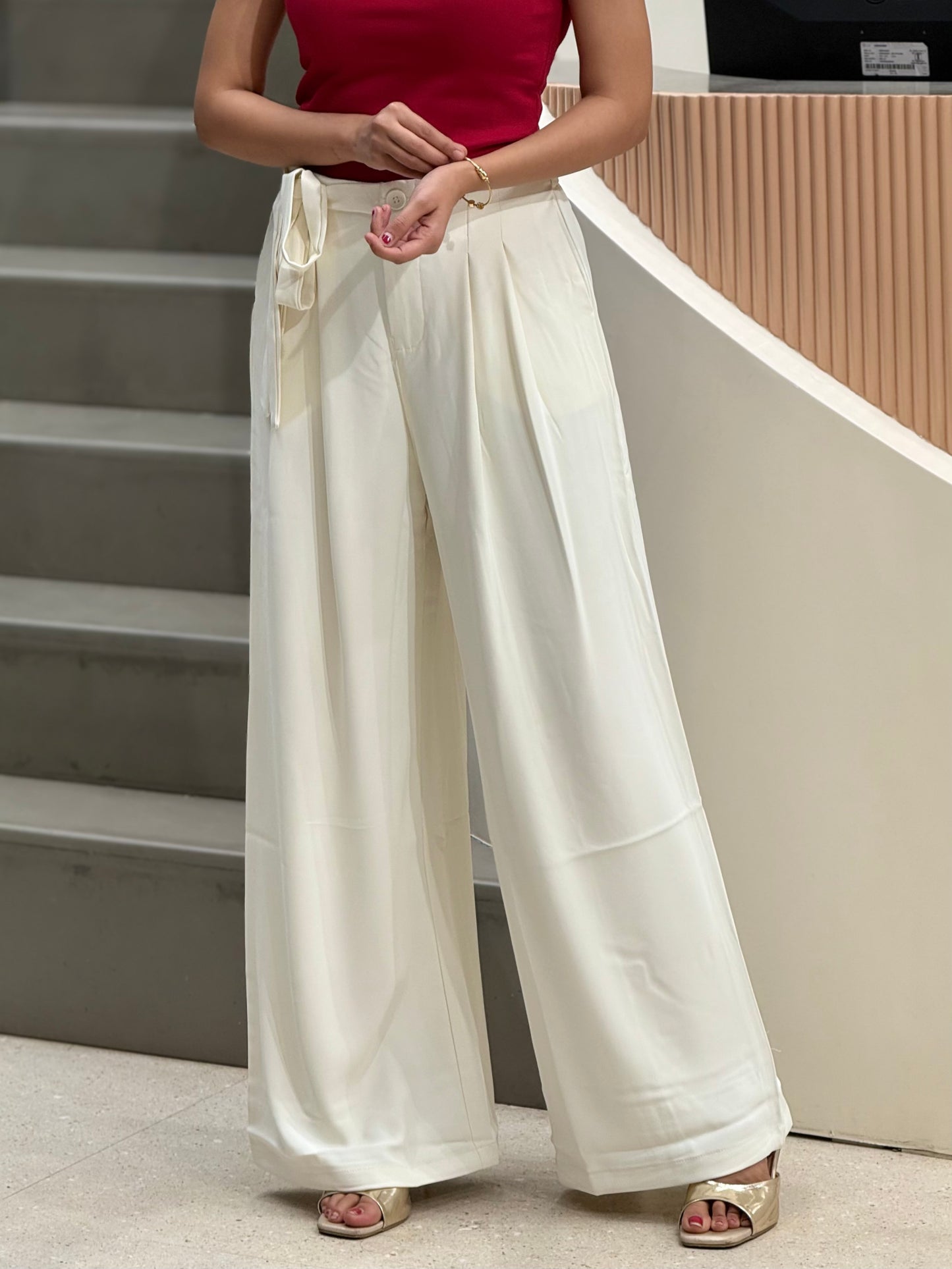 Elegant Tie-Waist Wide Leg Trousers