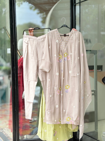 3 piece suit set with embroidered neckline.