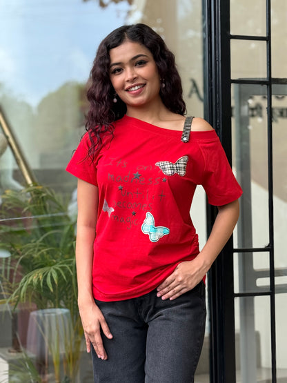 off shoulder T-shirt