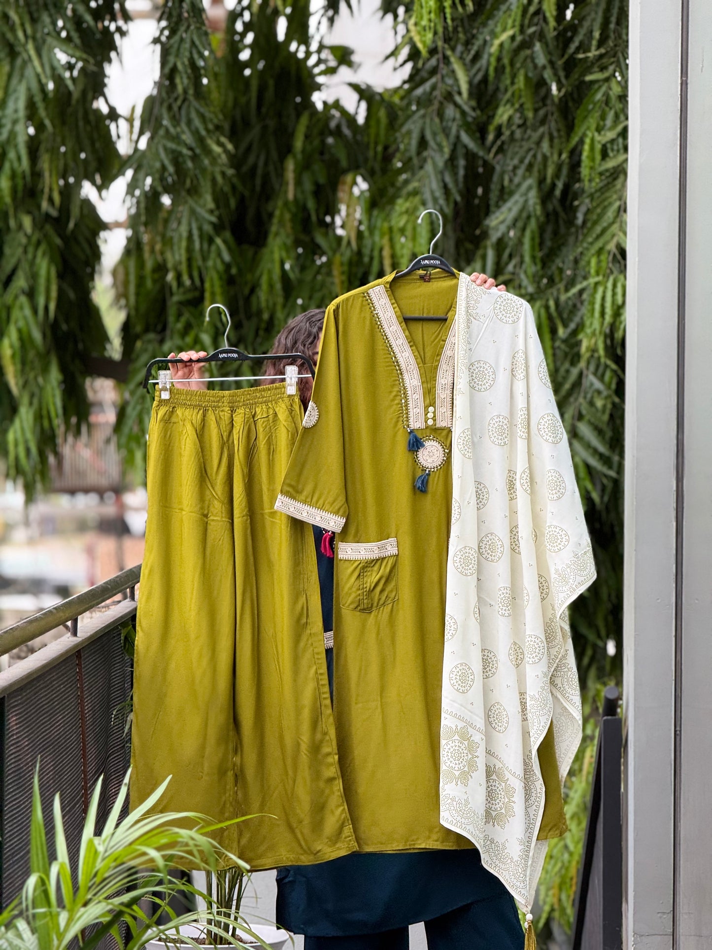 neckline work 3 piece kurta suit set