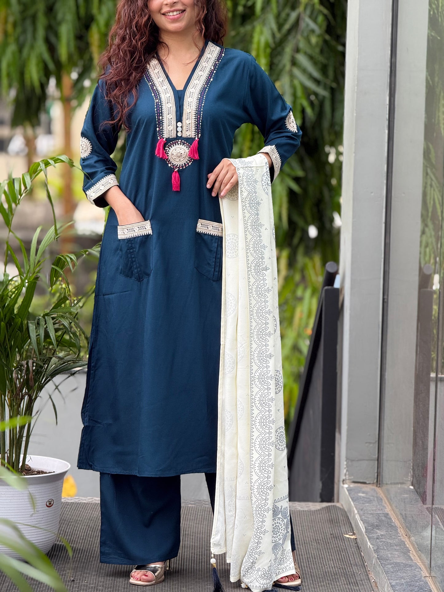 neckline work 3 piece kurta suit set