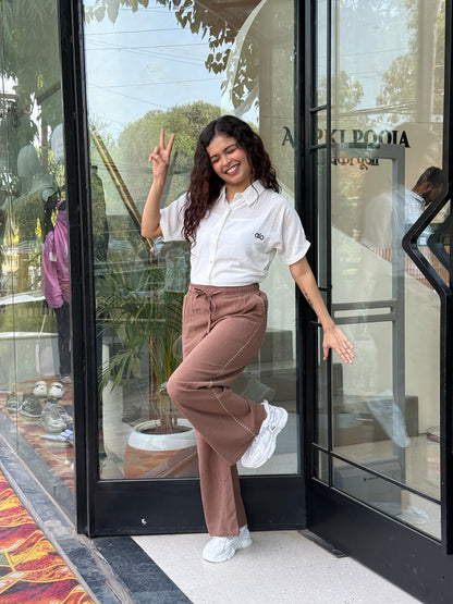 Linen pants with embroidery