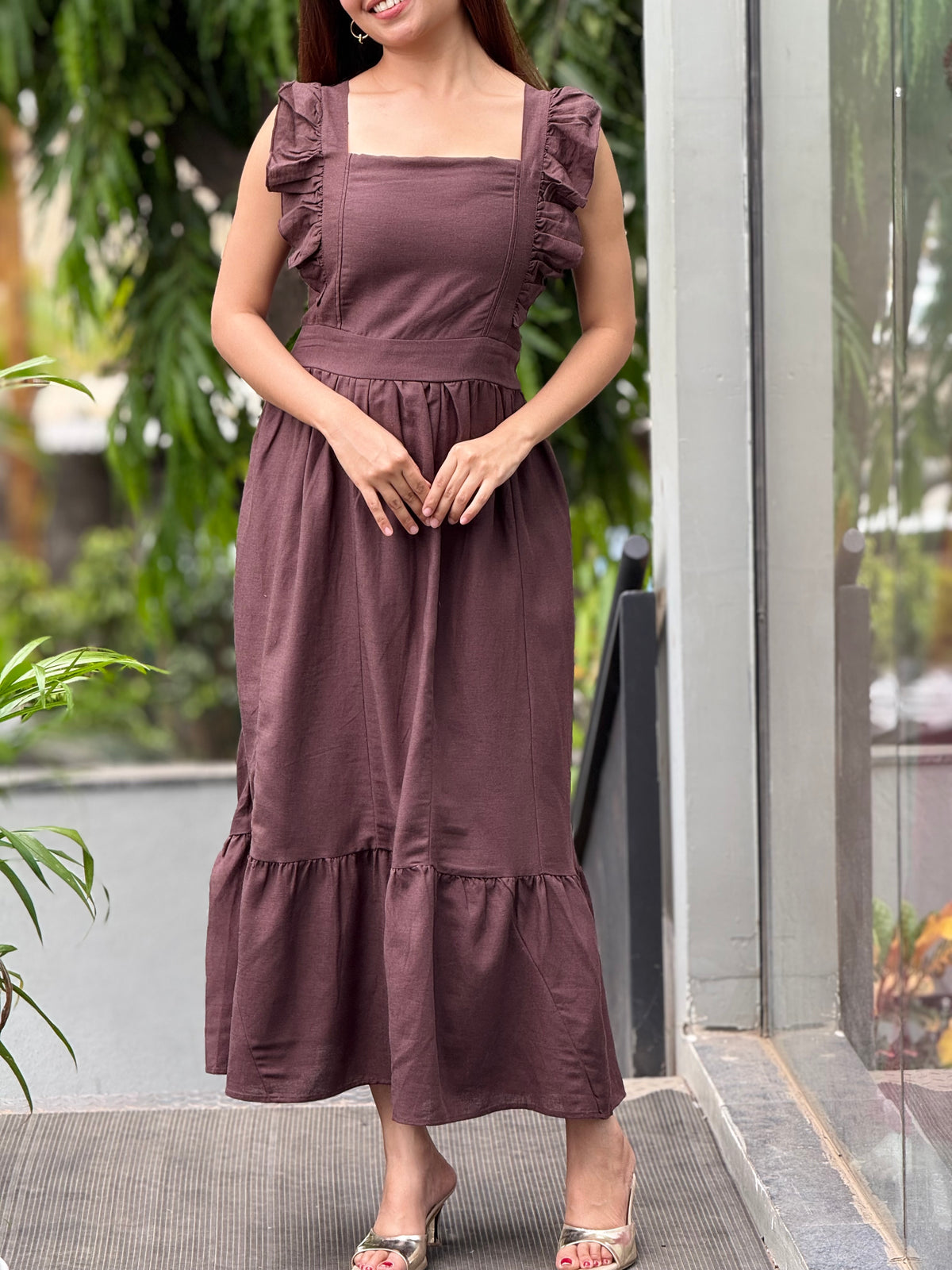 Ruffle sleeves one piece dress