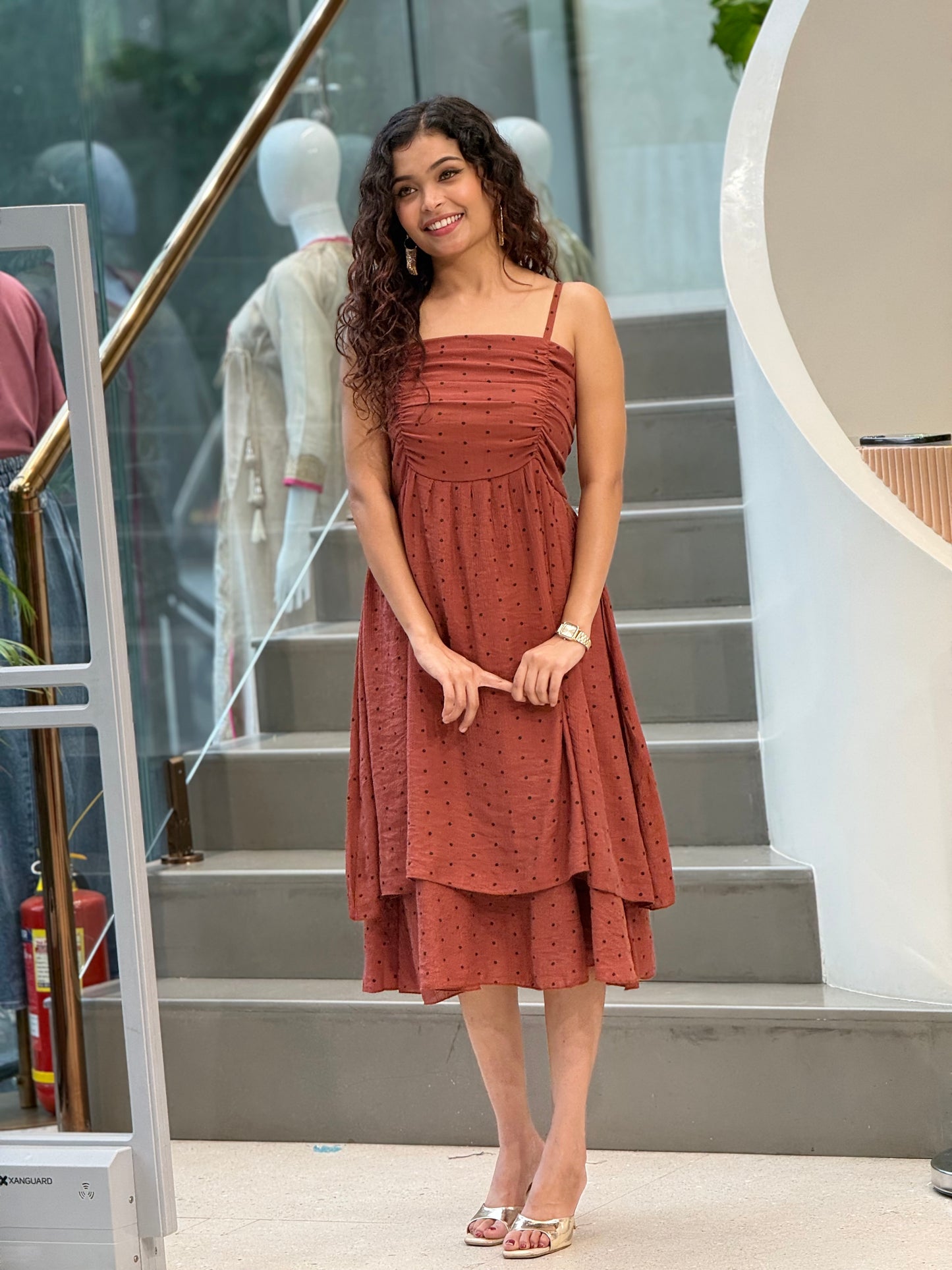 Sleeveless one piece dress