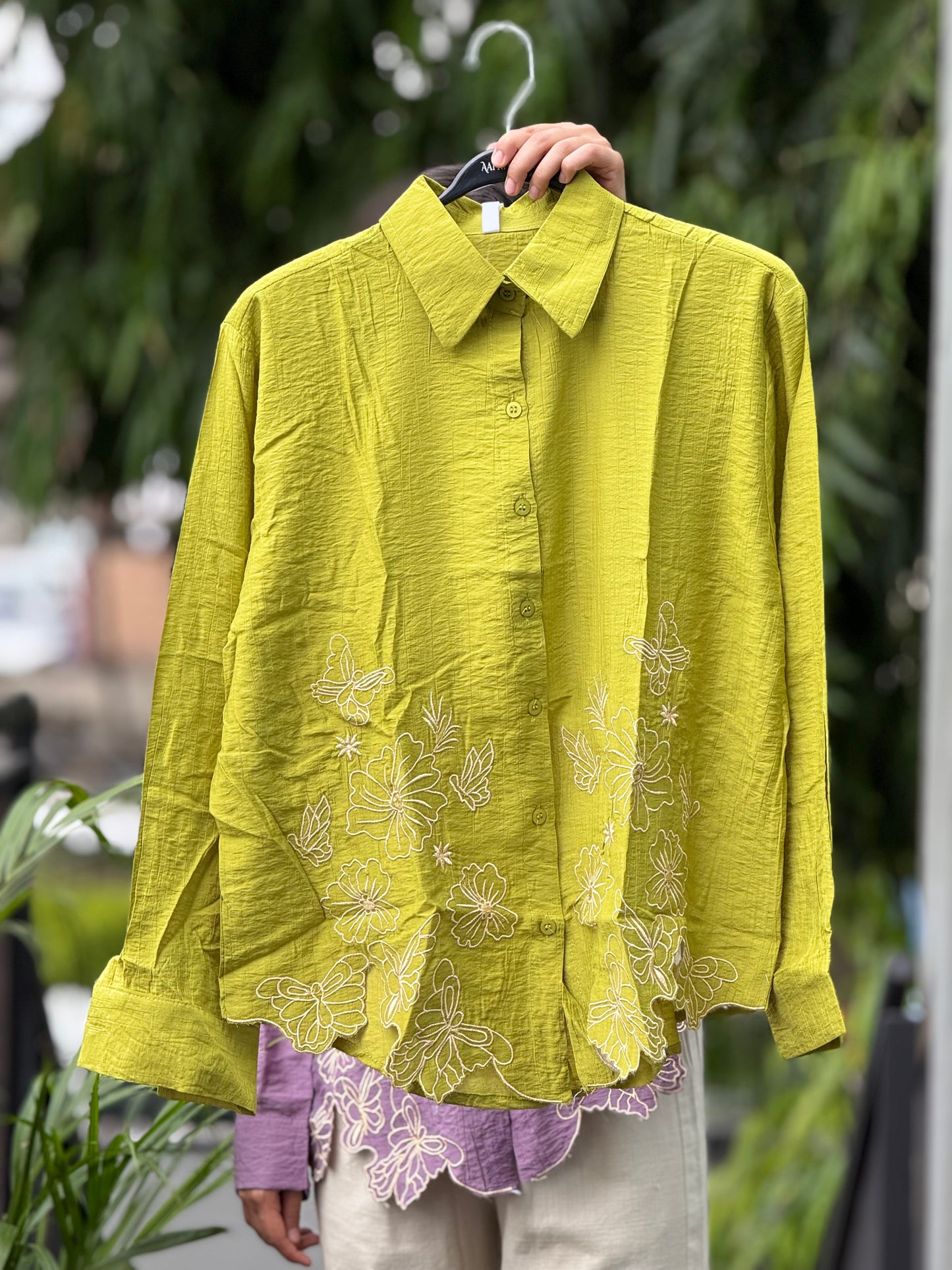 Embroidered shirt