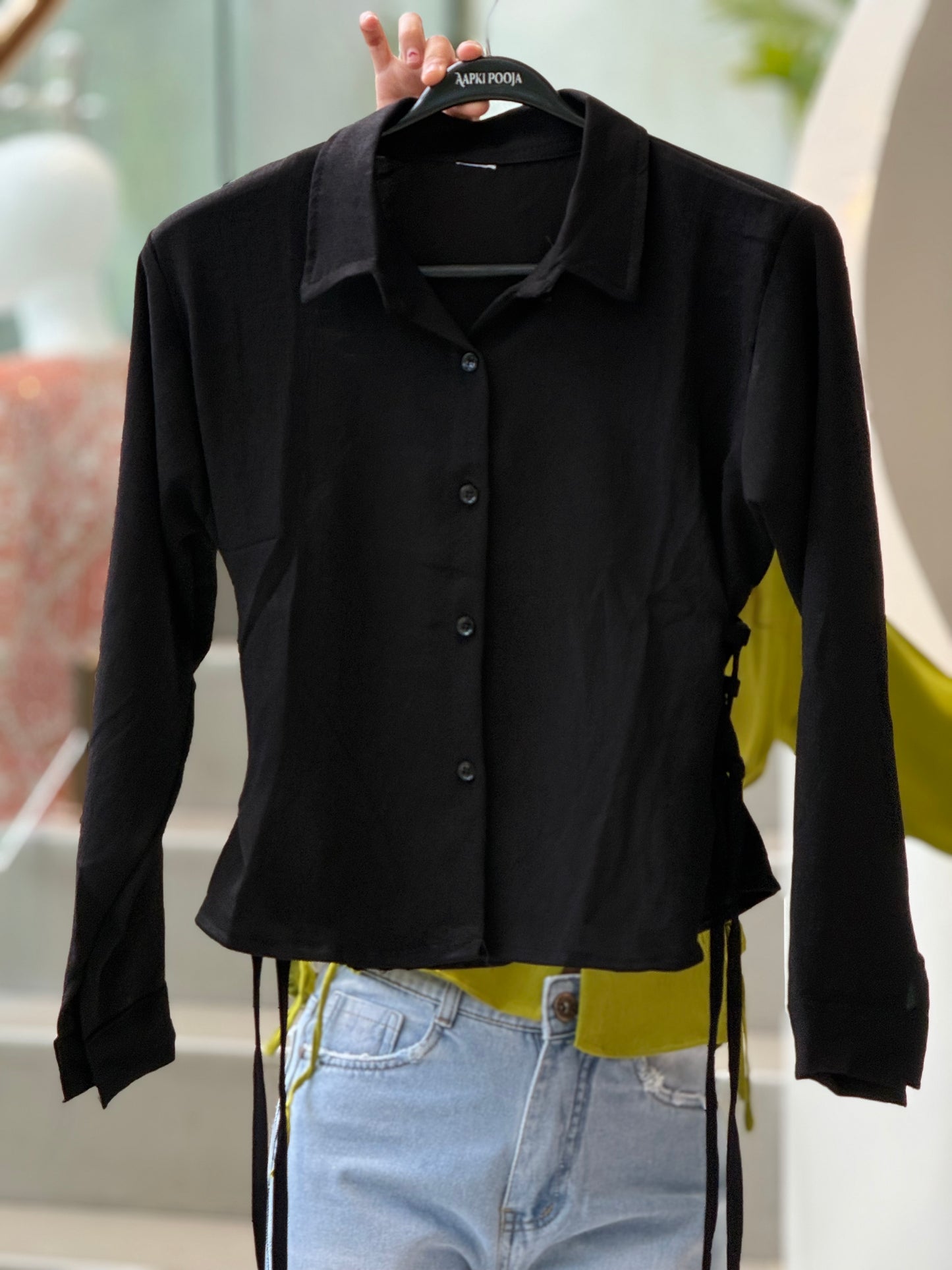 Crop shirt with side dori