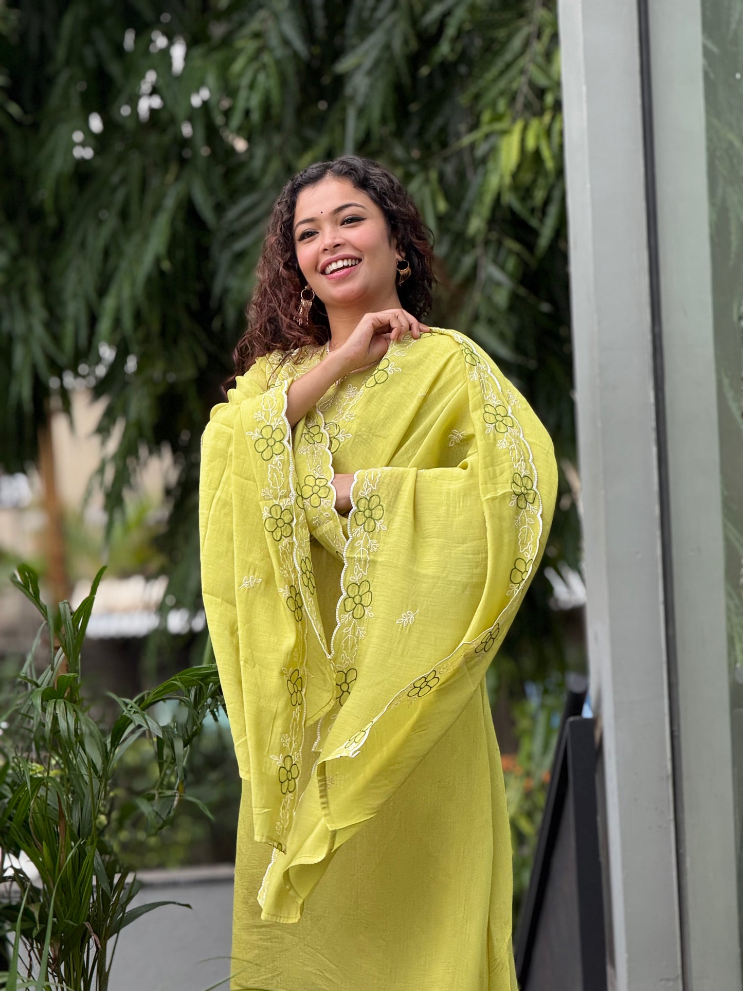 Embroidered pearl work 3 piece suit set