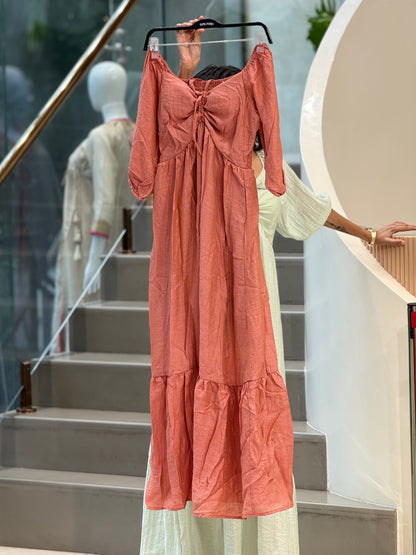 Front knot pattern one piece dress