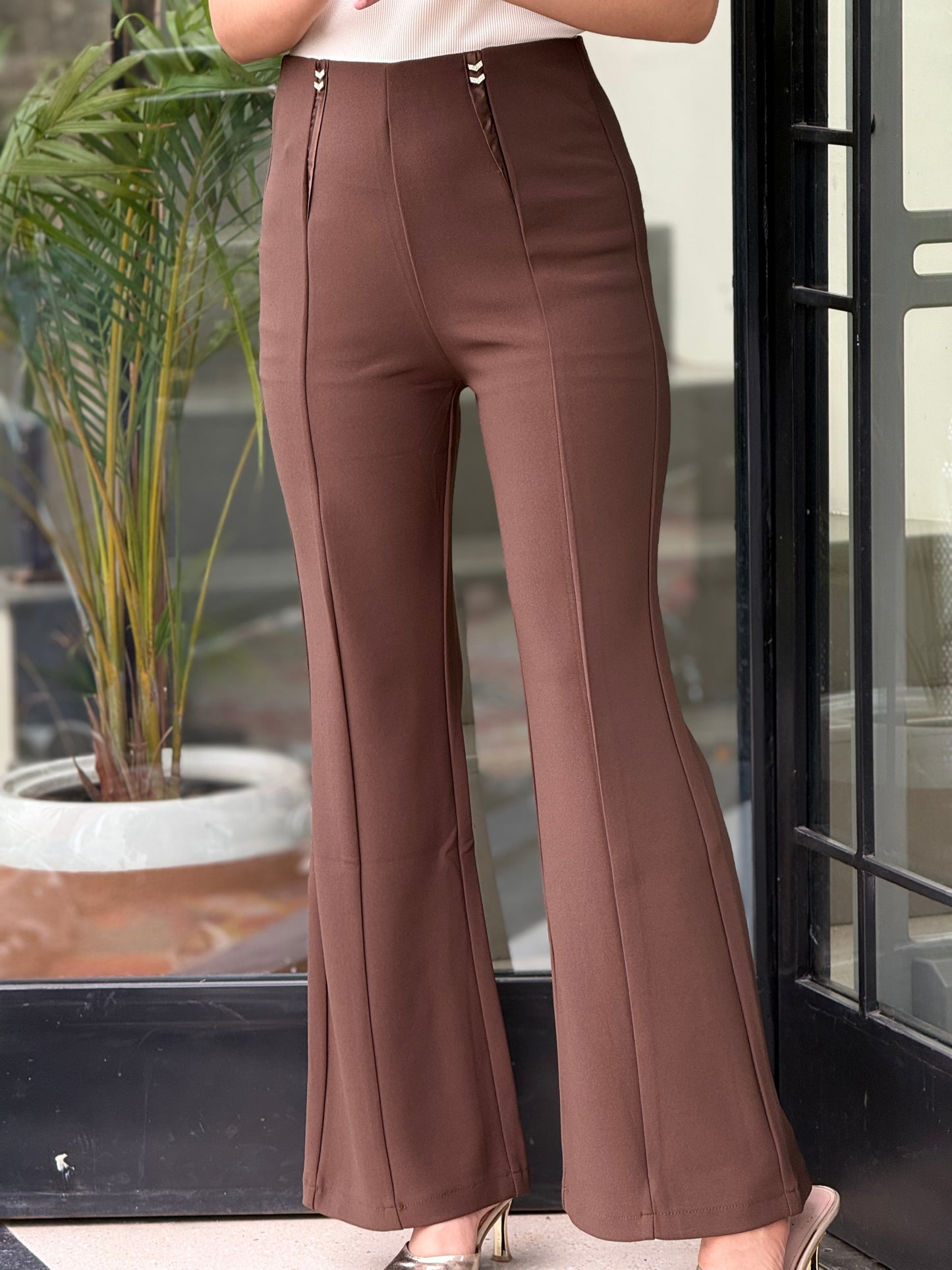 Wide leg pants