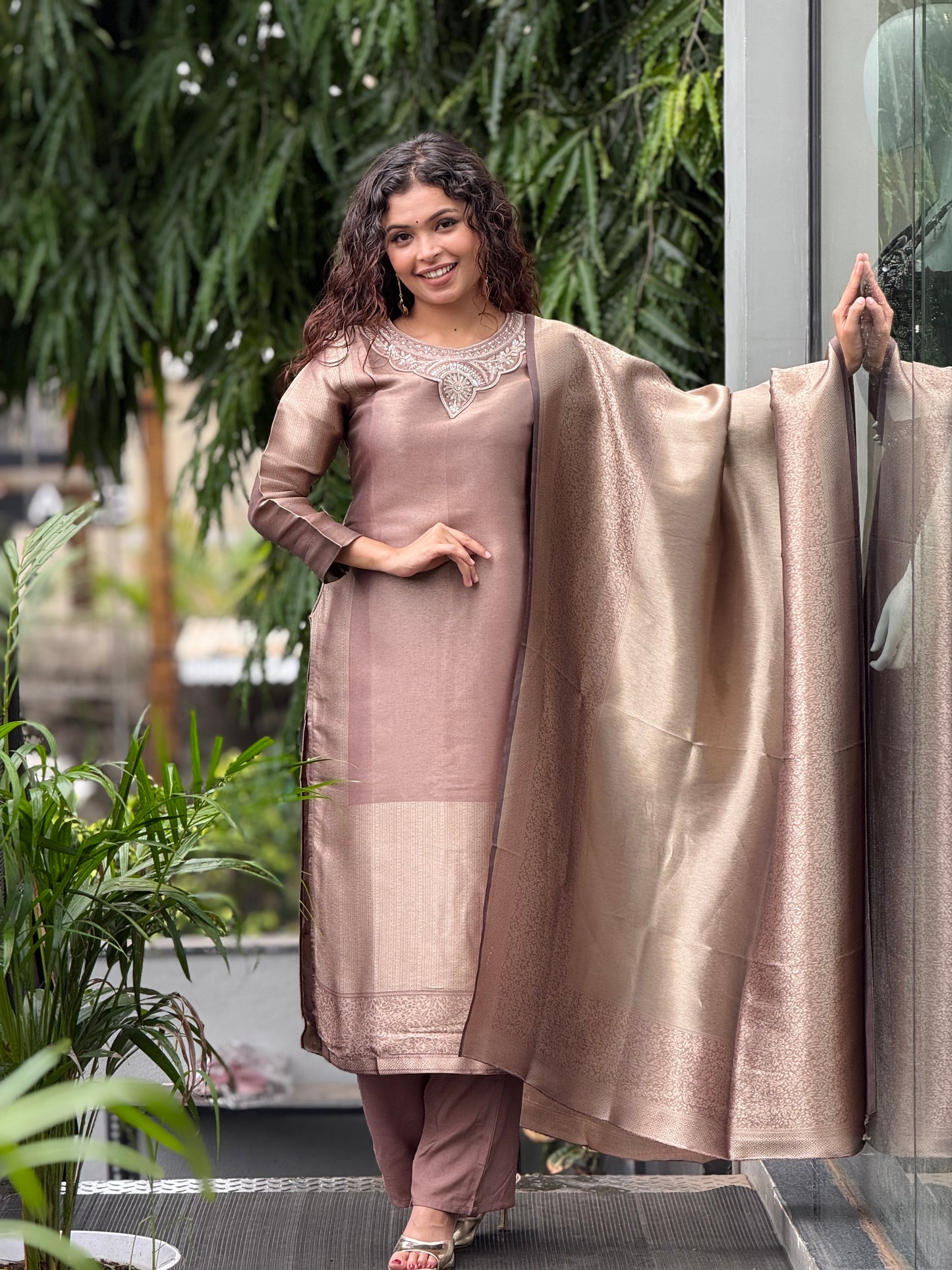 3 piece partywear suit set.