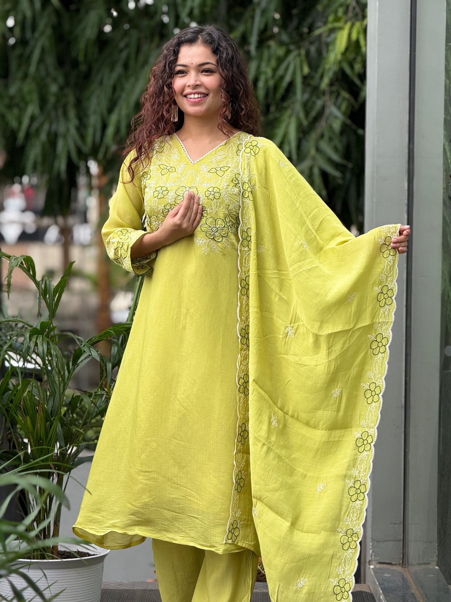 Embroidered pearl work 3 piece suit set