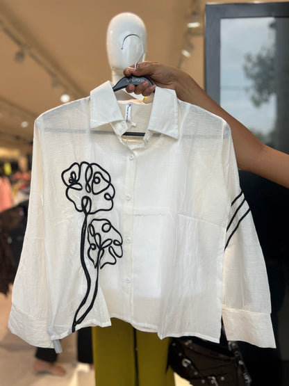 Embroidered shirt with inner.