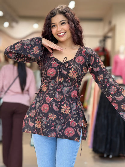 Black short kurti with front and side dori