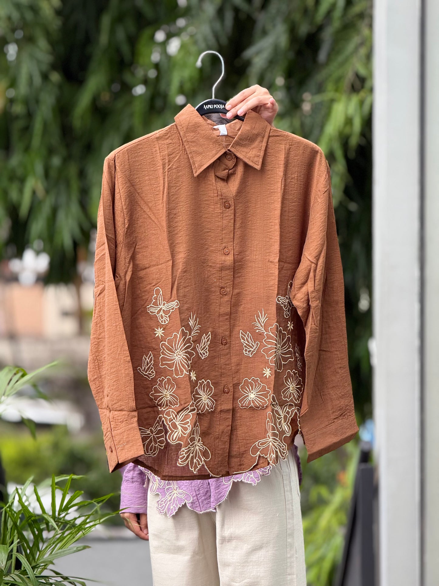 Embroidered shirt