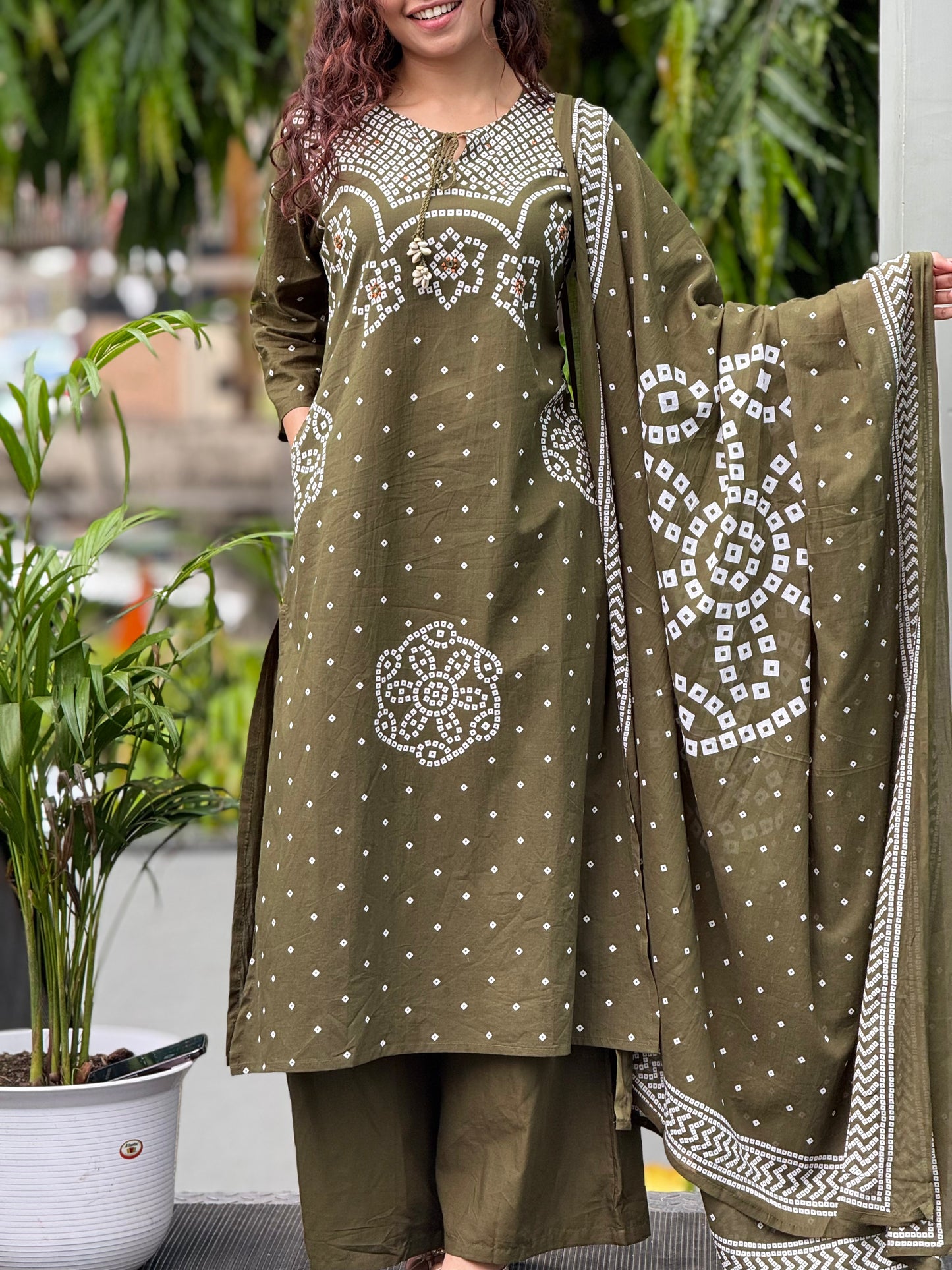 Bandhani print 3 piece suit set