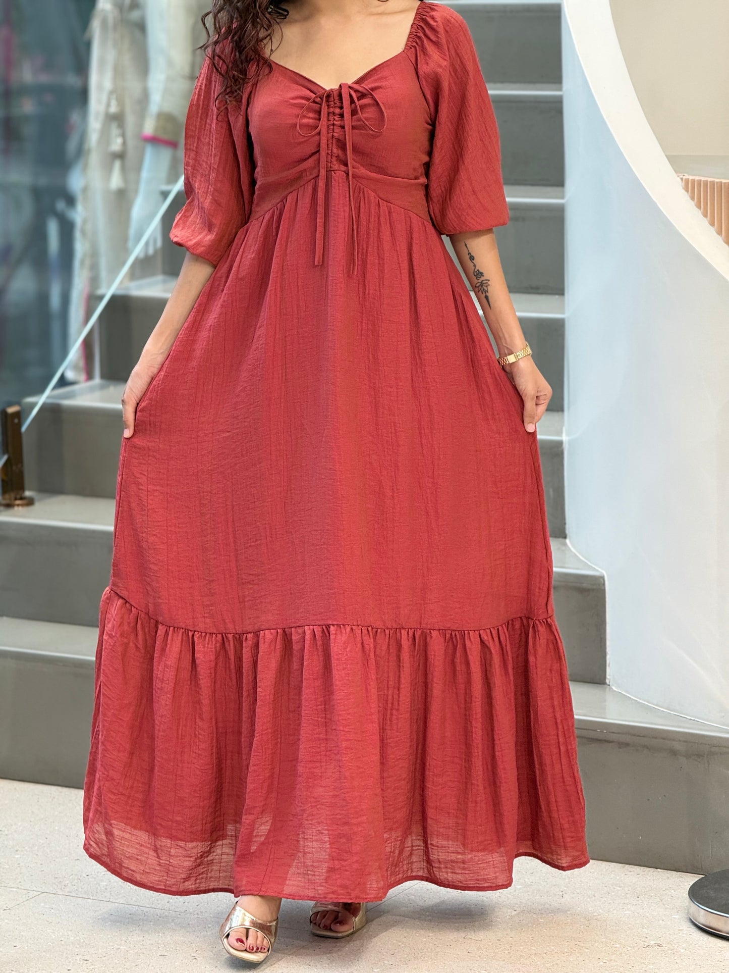 Front knot pattern one piece dress