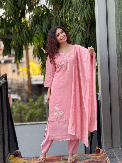 Blush Pink Embroidered Kurta Pant Set with Dupatta – Women’s Ethnic Wear