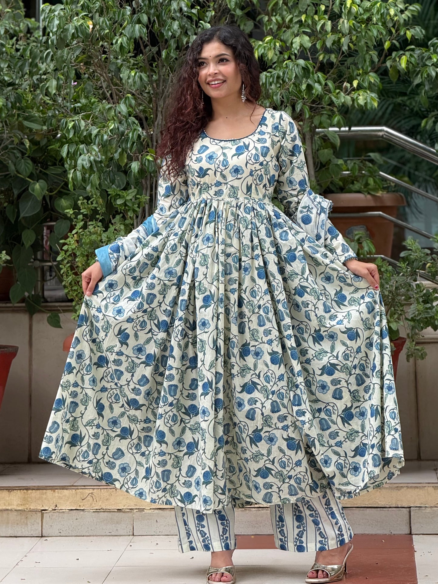 Anarkali full sleeve cotton suit