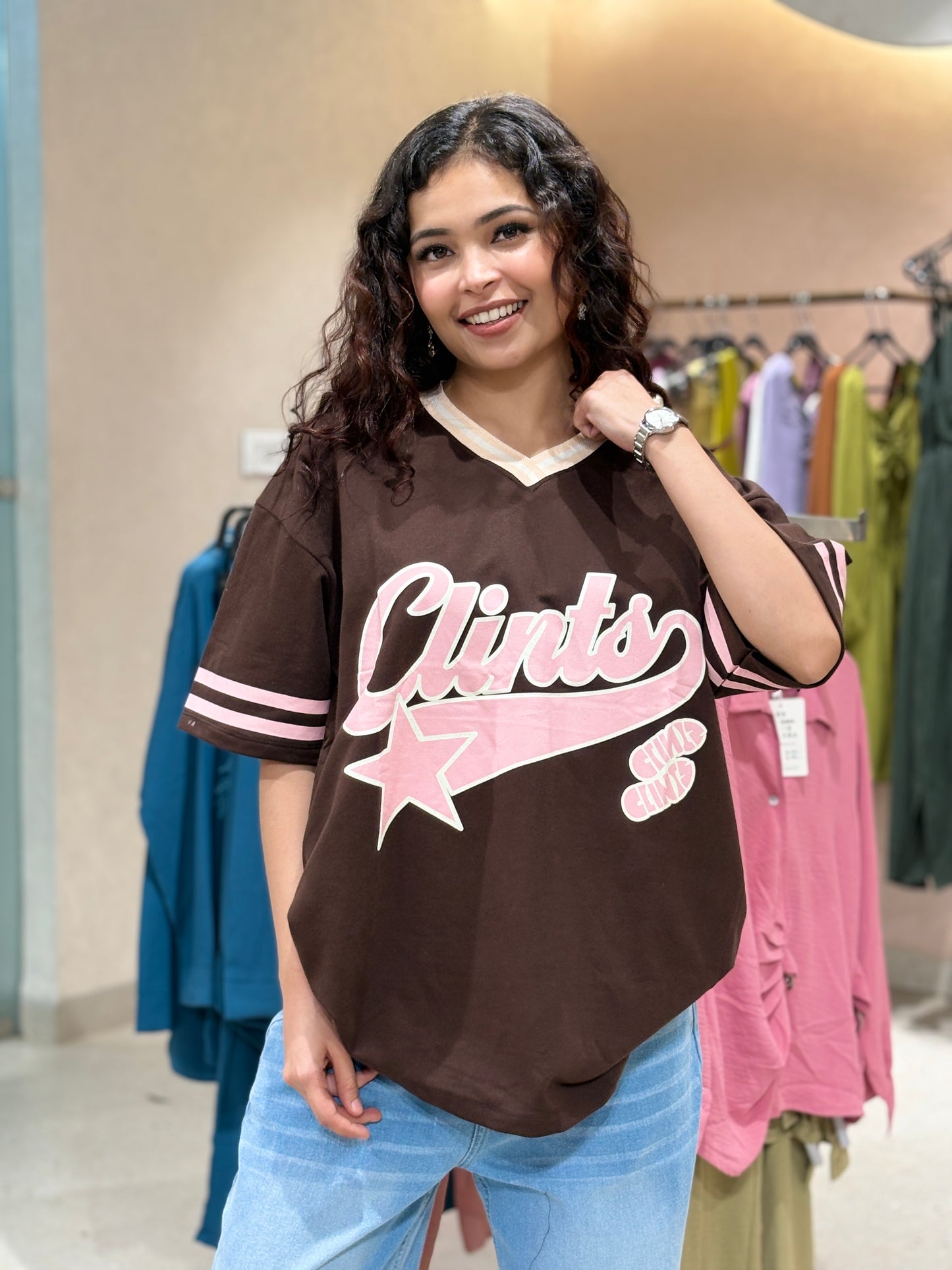 Women’s Oversized Varsity Graphic T-Shirt – Brown & Pink Casual Tee