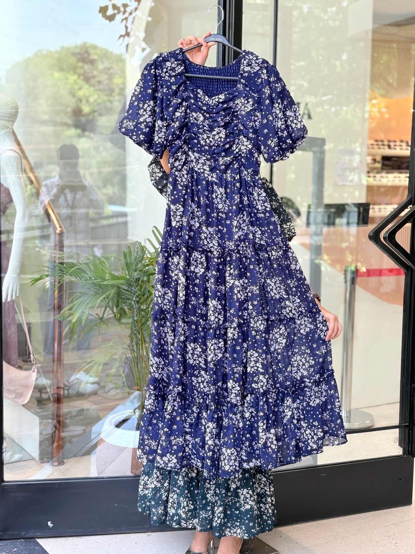 Elegant Floral Flowy Maxi Dress