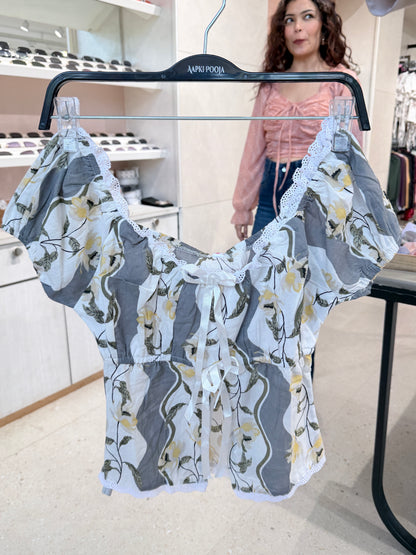 Floral Tie-Up Crop Top
