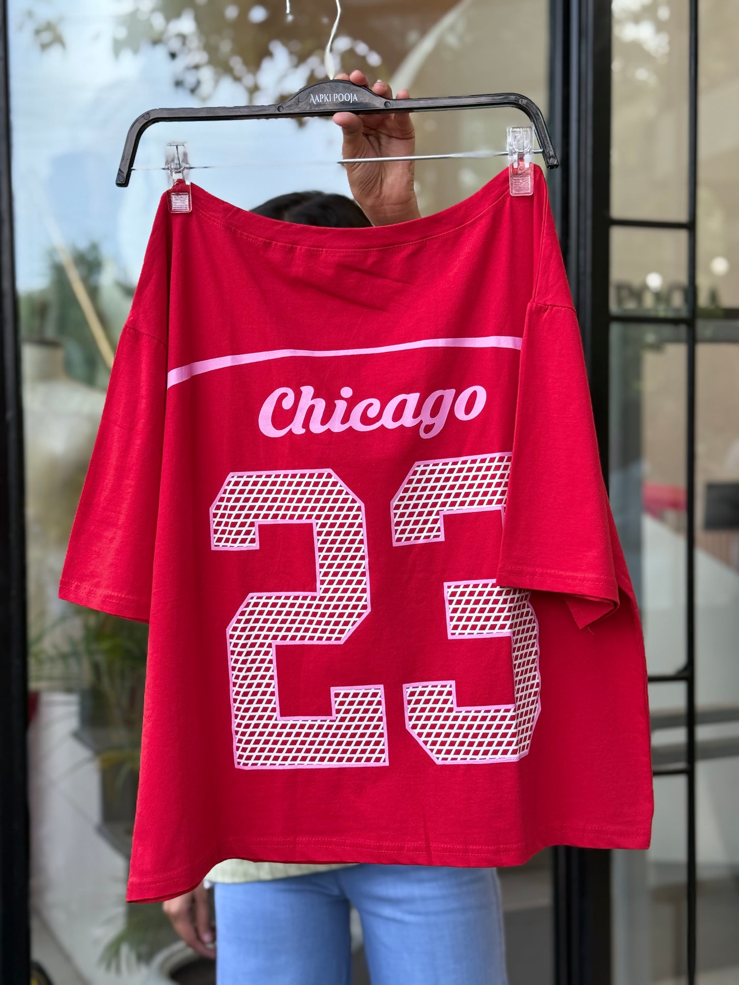 One side down shoulder oversize T-shirt