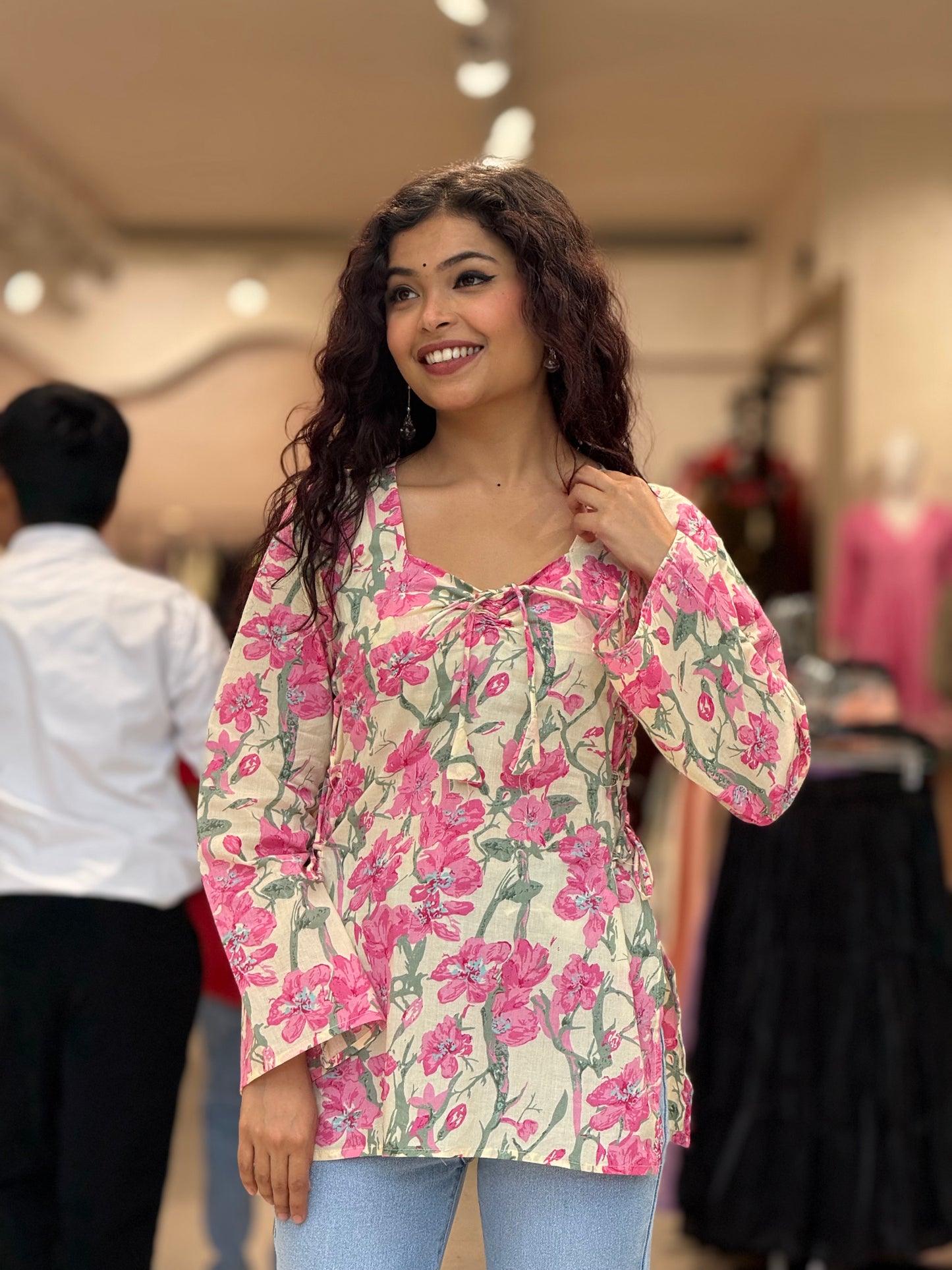 White floral short kurti with front and back dori