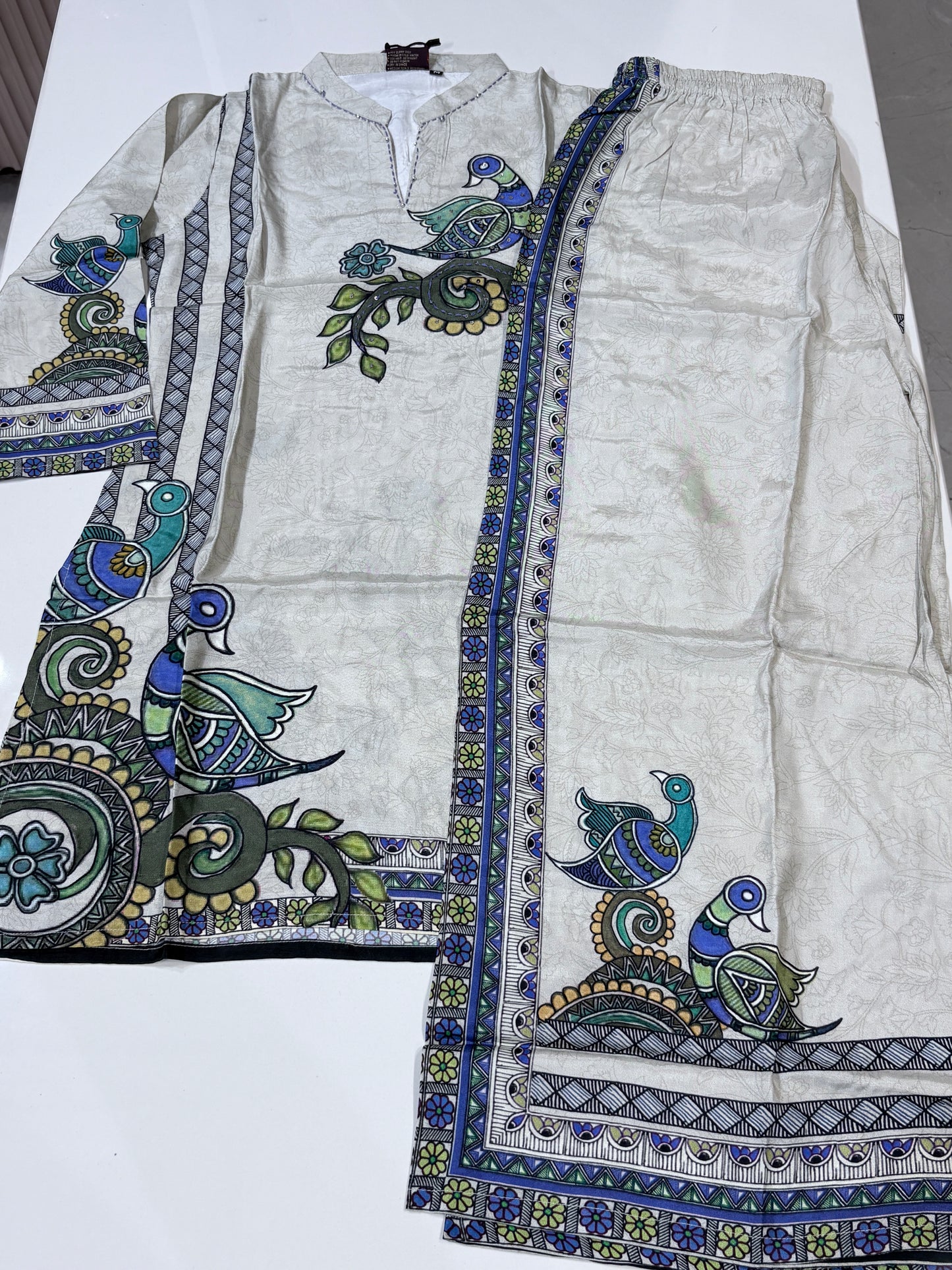 White peacock print kurti & palazzo ser-Ethnic co-ord set