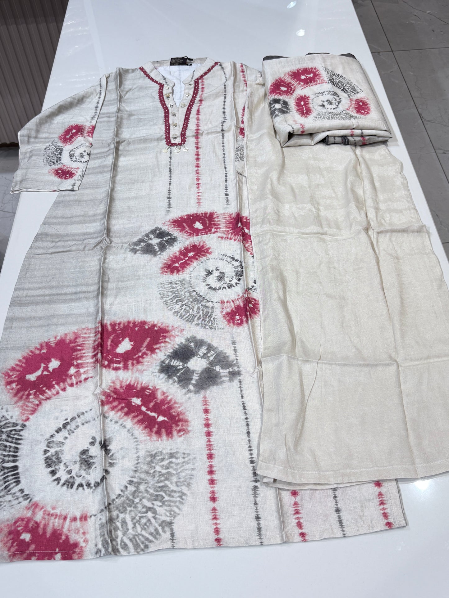 Tie-Dye Printed Kurta Pant & Dupatta Set