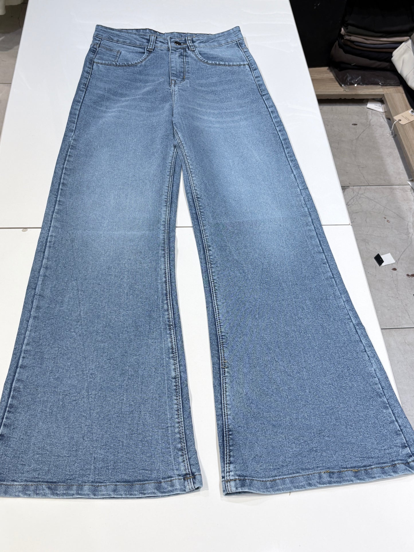 bootcut jeans